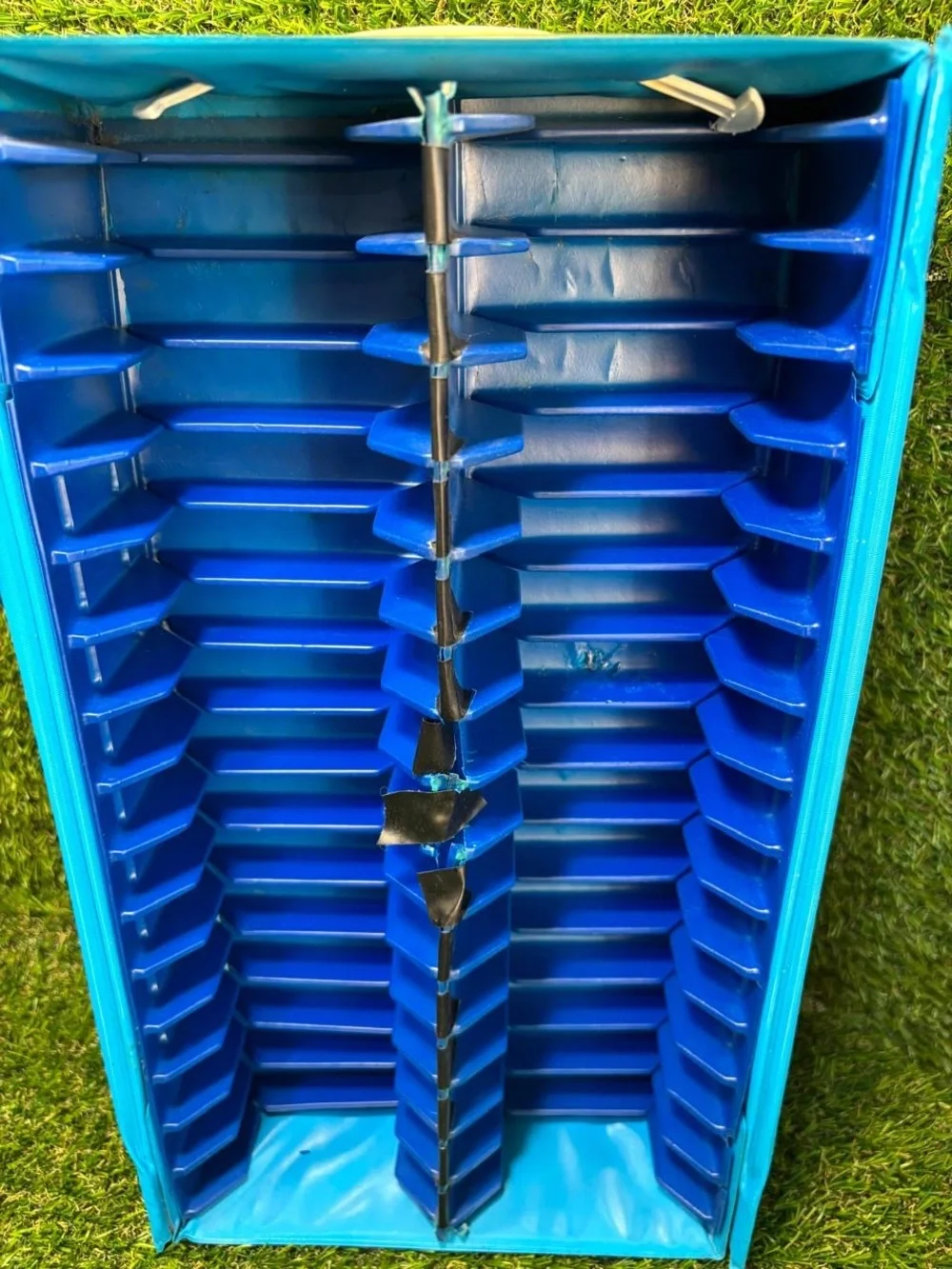 Vintage Sports All Stars 30 Cassette Tape Carrying Case Holder Vinyl Storage Box - Picture 4 of 8